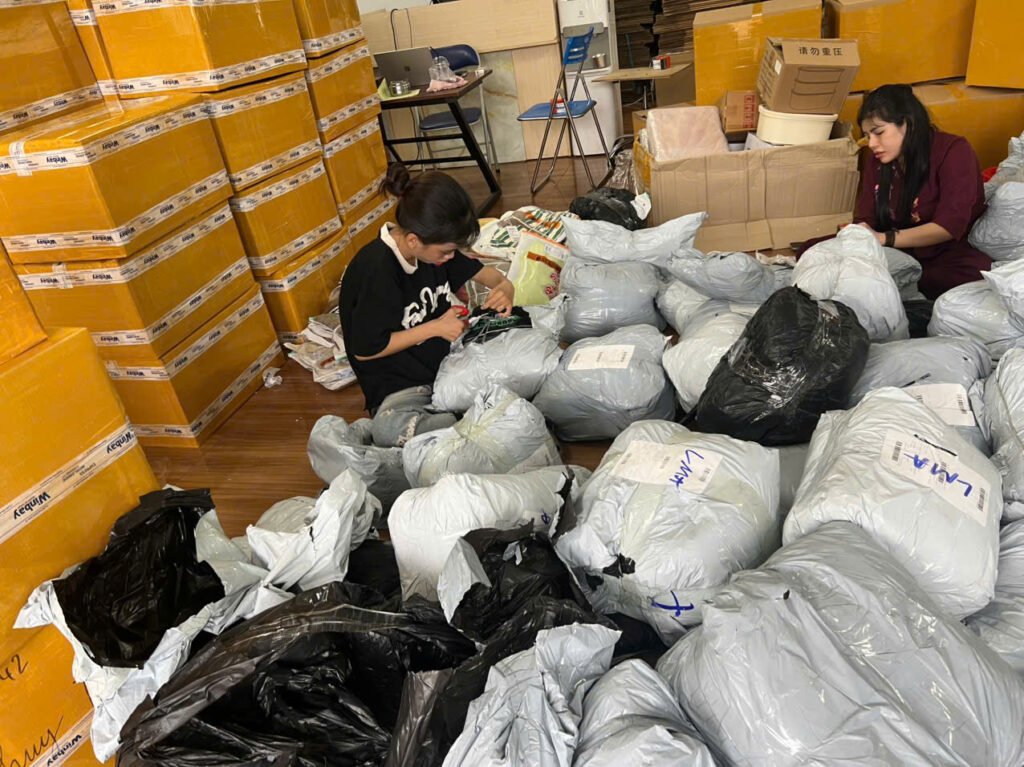 Gửi tài liệu đi Ấn Độ